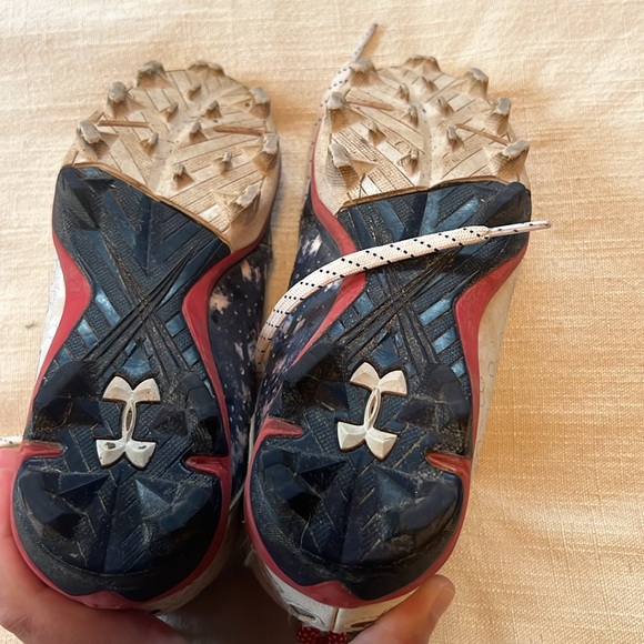 Youth Under Armor Bryce Harper Baseball Cleats - Picture 5 of 5